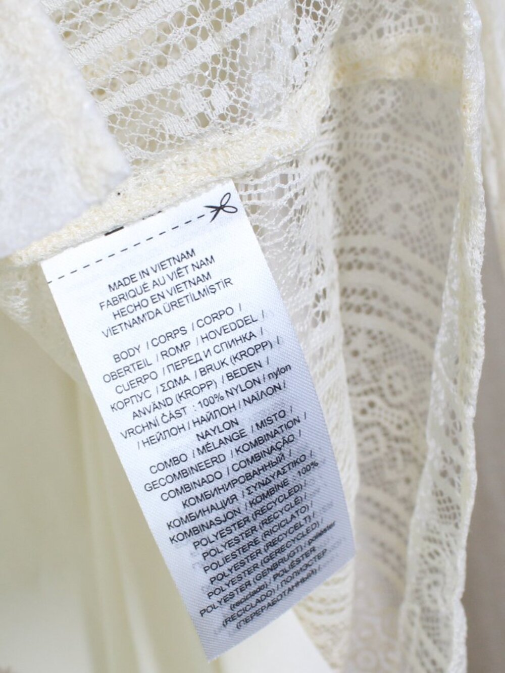 NWT Lauren Ralph Lauren Ruffle Trim Lace Shirt w Camisole, Winter Cream, US 8 - Picture 14 of 15